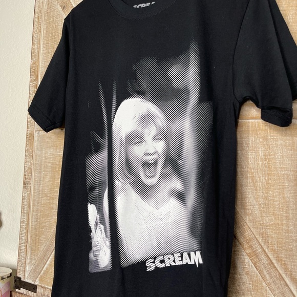 SCREAM Horror Film Graphic Tee - Picture 2 of 5